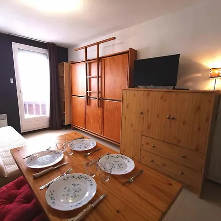 Apartment Studio Cosy 3E Etage, Vue Vallee, Skis Aux Pieds *